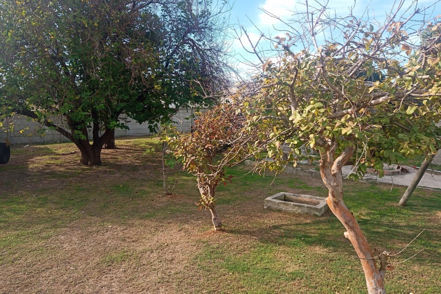 2 Bedroom Property for Sale in Gansbaai Central Western Cape